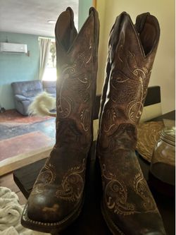 Woman boots