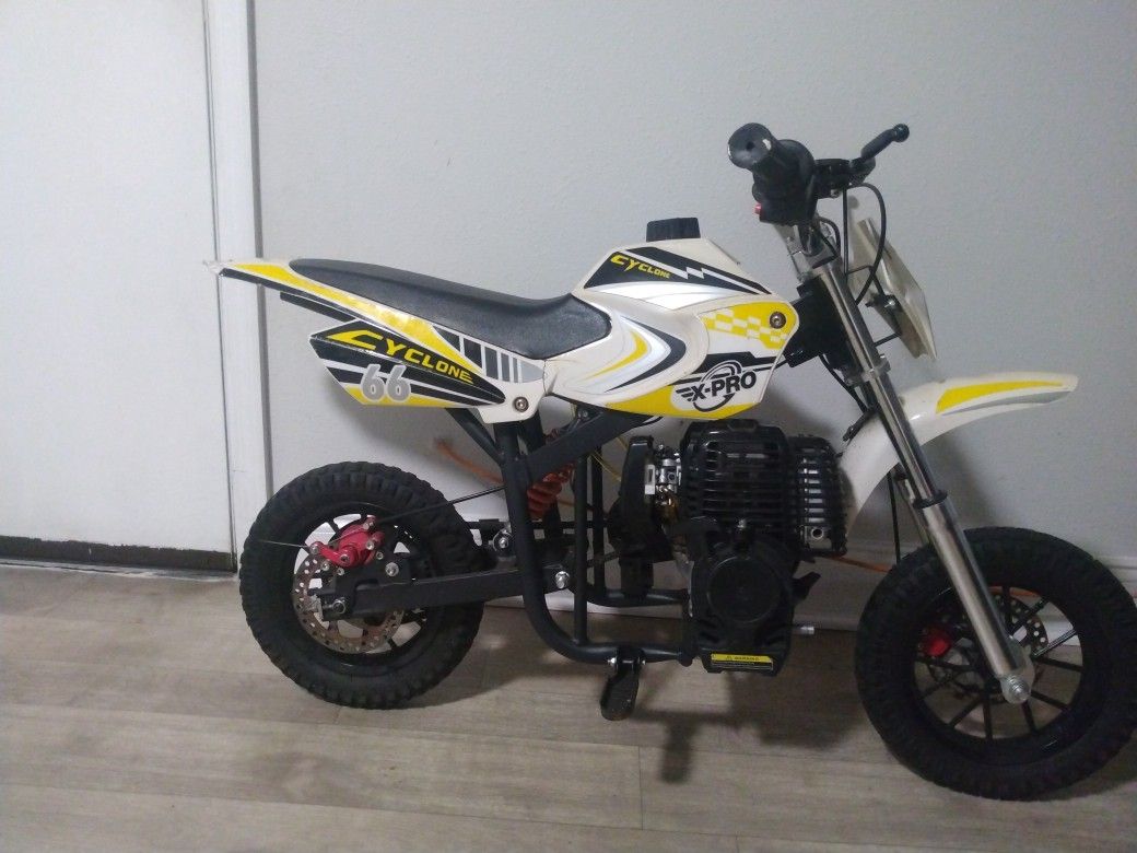 Mini Dirt Bike 