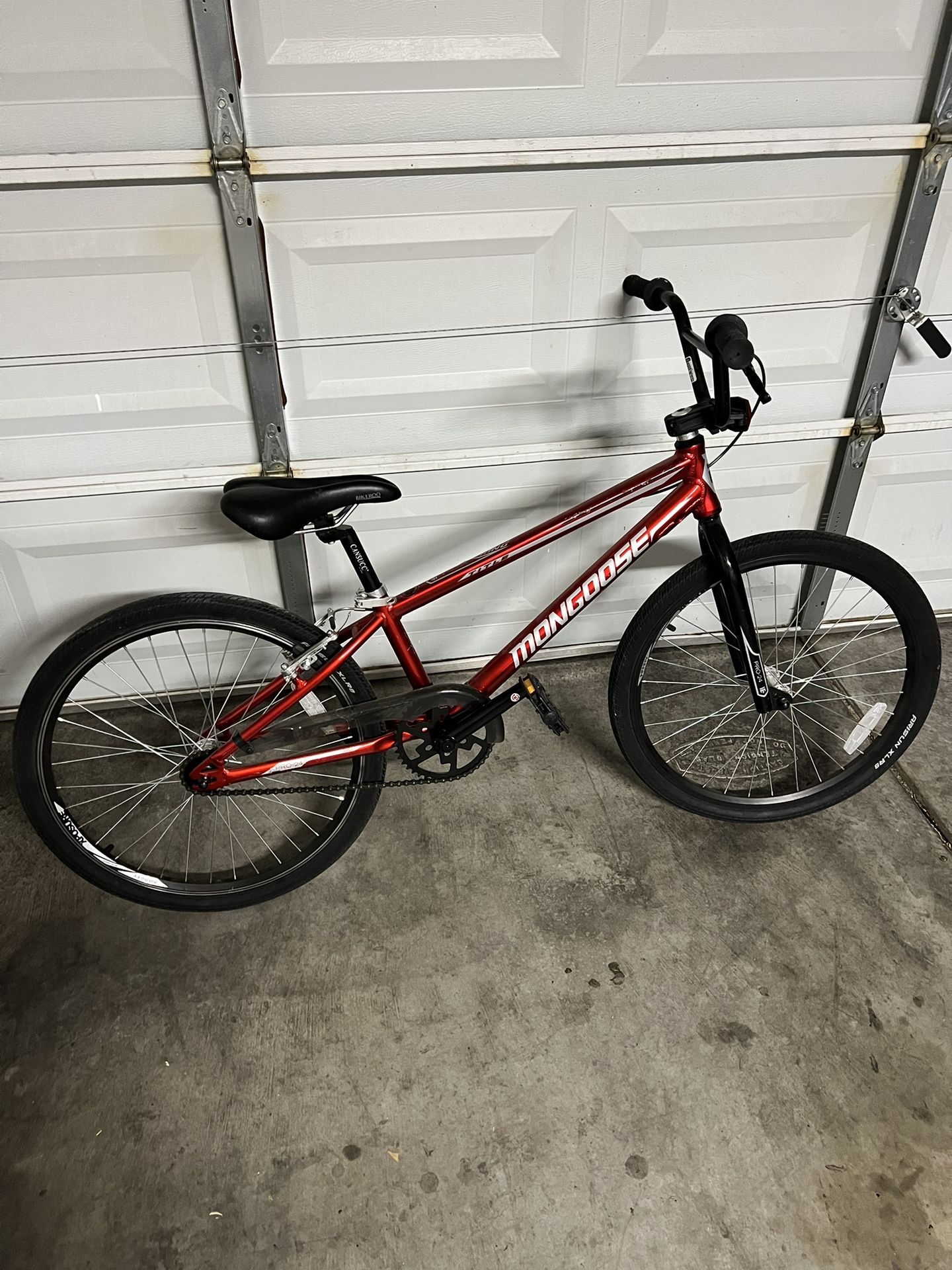 Mongoose Title BMX Bike 24 Wheels for Sale in Henderson NV OfferUp