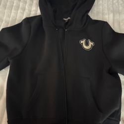Brand new never worn true religion crop black with gold size M/M