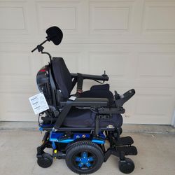 ELECTRIC WHEELCHAIR 