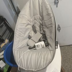 4moms mamaRoo Multi-Motion Baby Swing Smart Connectivity