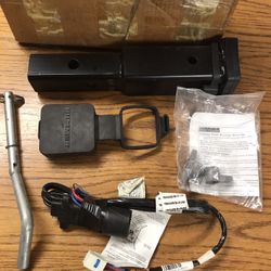 Never used Hummer Hitch extension kit.