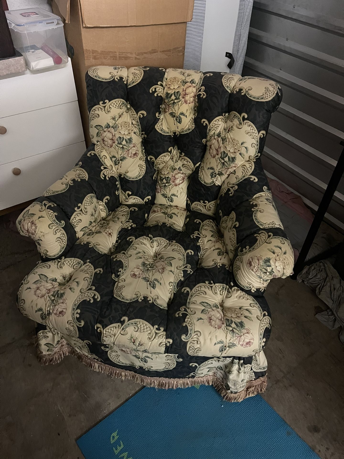 Armchair Pick Up Allston