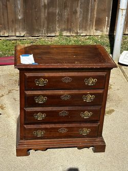 End Table/Dresser