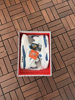 Air Jordan 4 “MILITARY BLUE”