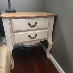 2 Solid Wood Night Stands/end Tables 