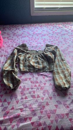 Fashion Nova Plaid Cropped Long Sleeve Button Top
