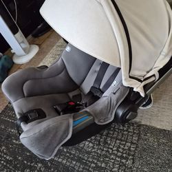 Nuna Carseat