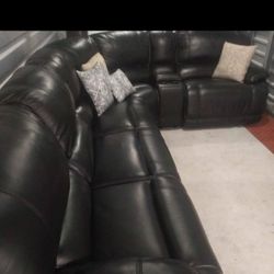 SECTIONAL GENUINE LEATHER RECLINER ELECTRIC BLACK COLOR.. DELIVERY SERVICE AVAILABLE 🚚💥