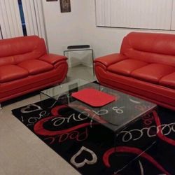 Red Sofas!