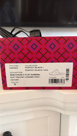 Tory Burch mini everly flat sandal SIZE:6