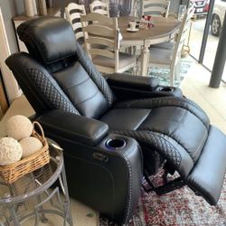 Party Time Power Recliner