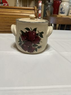 Home And Garden Party Apple Pattern Stoneware Bean Pot