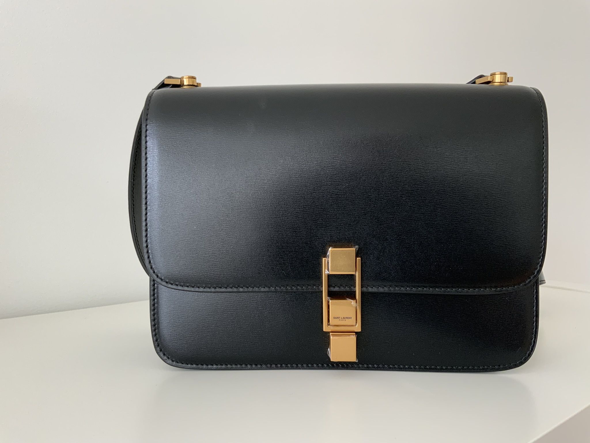 Black Crossbody Minimalistic Shoulder Bag