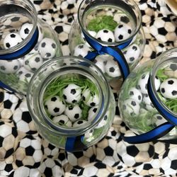 10 Table covers and vases For A Soccer Party 
