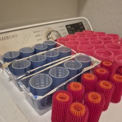 Different Sizes Self Grip Hair Rollers With Pins