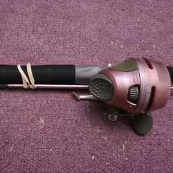 Zebco Slingshot Spincast Pink