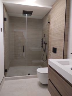 Two Stylish shower door 60/70 x 80
