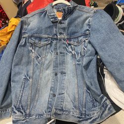 Levi’s Denim Jacket XXL Never Worn 