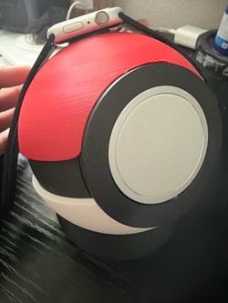 Pokémon Go Plus Poké Ball Charging Stand