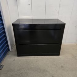 Metal File Cabinet Letter Or Legal Size Some Scratches 