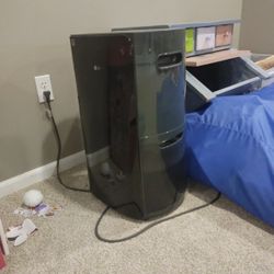 LG Dehumidifier 