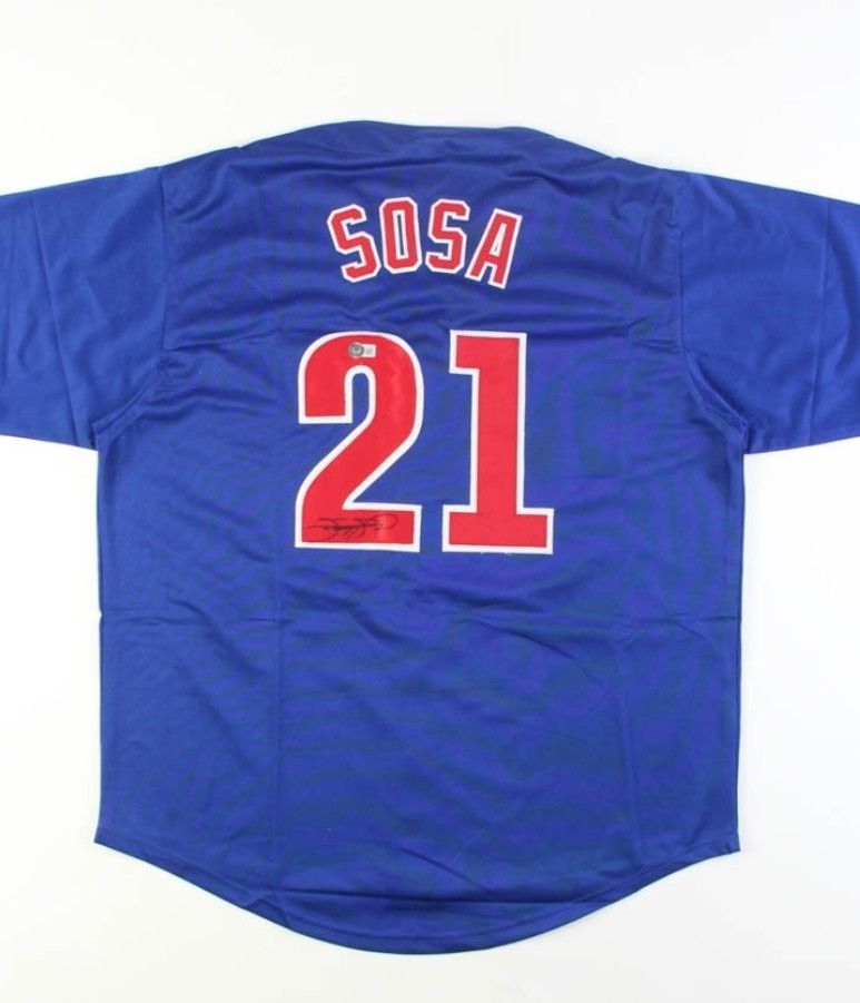 Chicago Cubs Sammy Sosa Signed Jersey (Beckett Authentication)