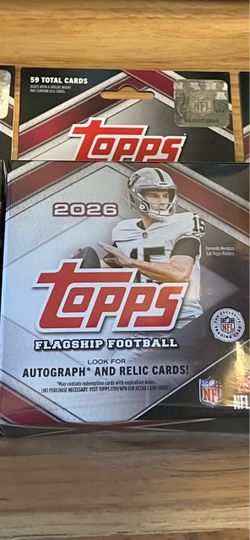 2026 Topps Flagship Football NFL Hanger Box Factory Sealed In Hand