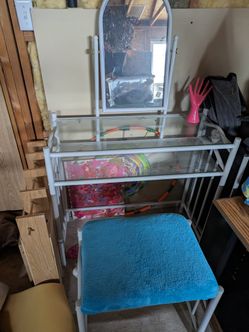 Vintage Vanity OBO