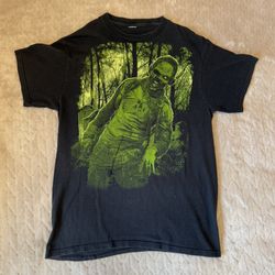 Retro Y2K Black/Green Zombie Graphic Shirt Adult Medium Walking Living Dead