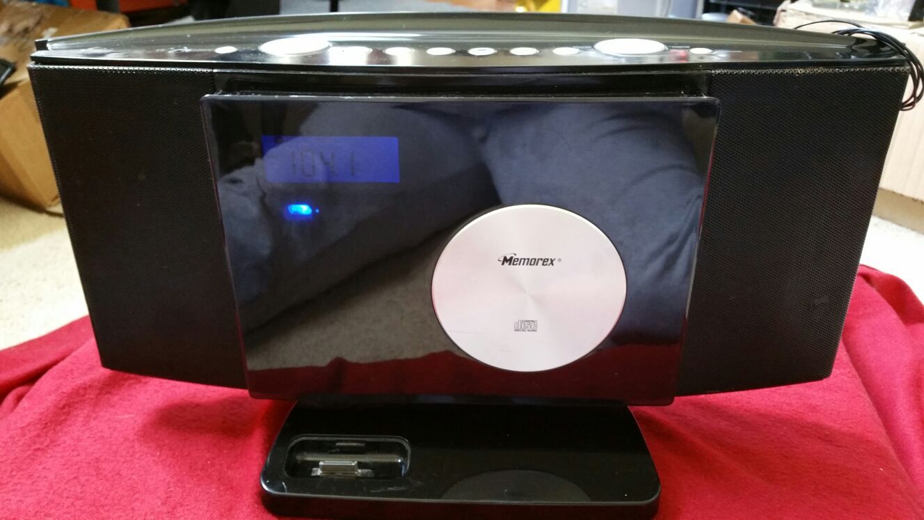 Memorex Mi1200 CD Micro Stereo System for iPod