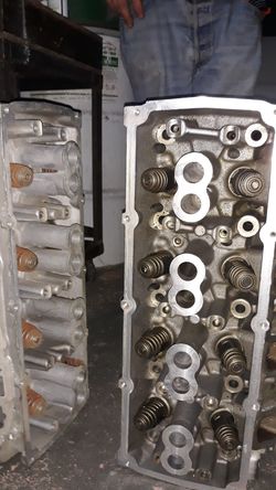 Mopar cryslyer heads