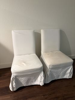Set of 2 White Slipcovered Dining Chairs