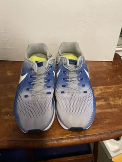 Tenis shoes