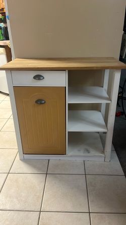 Kitchen Island/pantry/garbage can storage