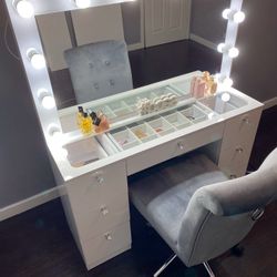 New White Glass Top Make Up Vanity