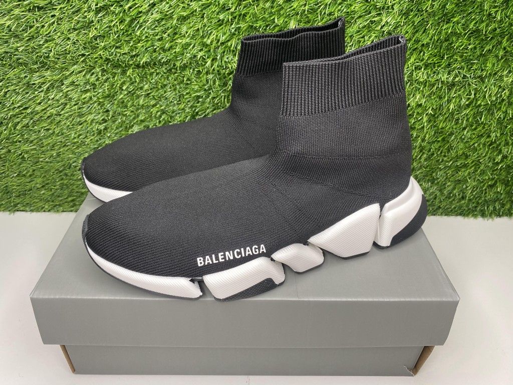 BALENCIAGA SPEED 2.0 BLACK WHITE NEW SNEAKERS SHOES SIZE 10 44 A5