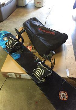 design Mediate flov Salomon Shade 160 Snowboard with Flow Bindings and Dakine Travel Bag $100  obo for Sale in South San Francisco, CA - OfferUp