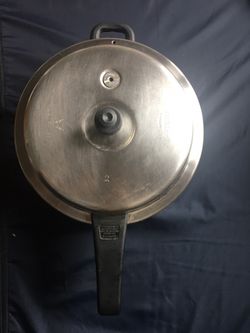 Butterfly Pressure Cooker 5 Lts 