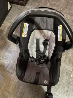 New Born Car Seat And Base