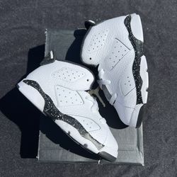 Jordan 6 Retro Reverse Oreo 