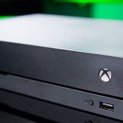 Xbox One X 