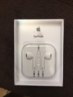 Apple Ear Pods