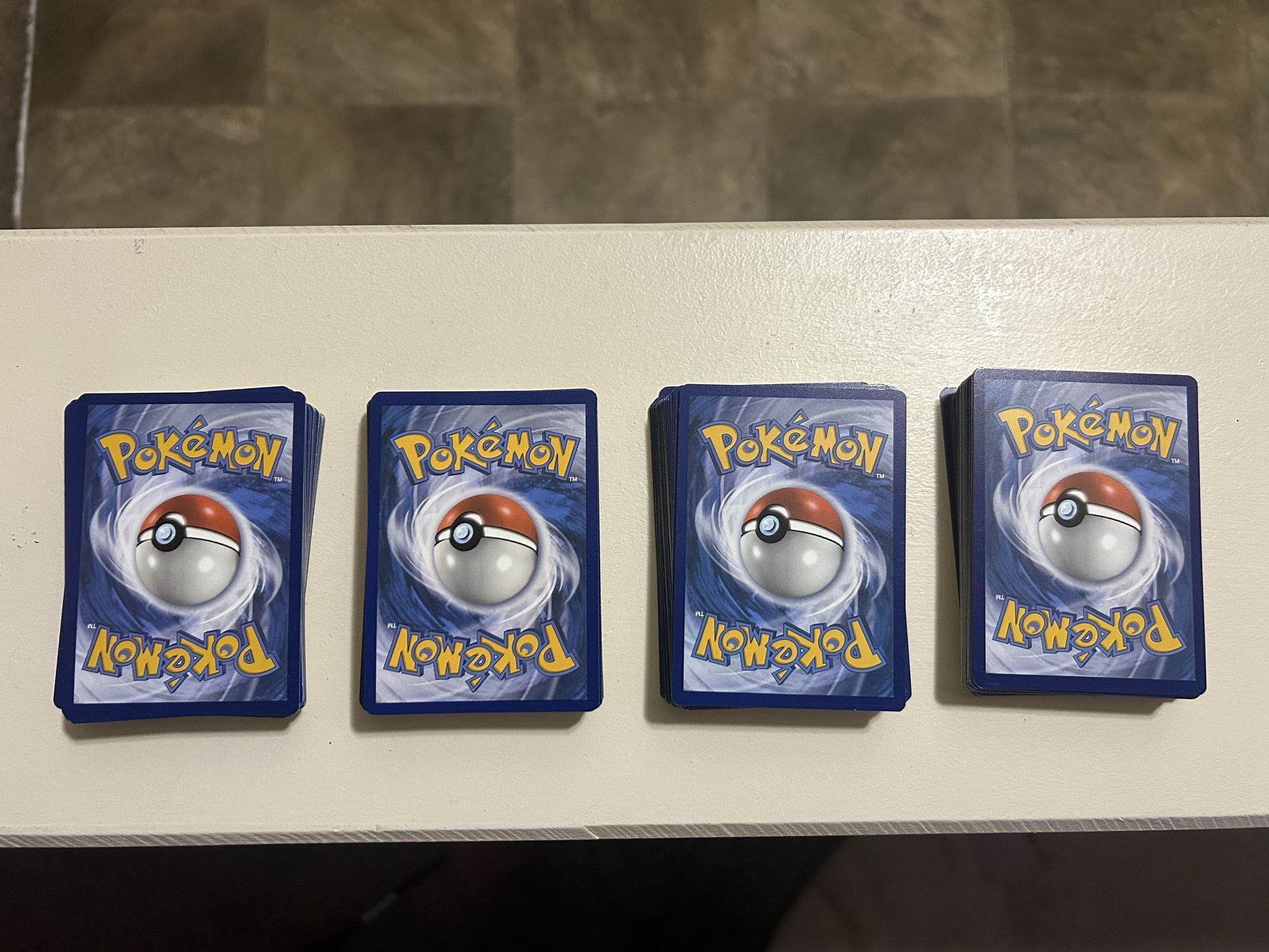 200 Random Pokémon Cards