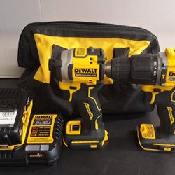 DEWALT IMPACT & HAMMERDRILL SET