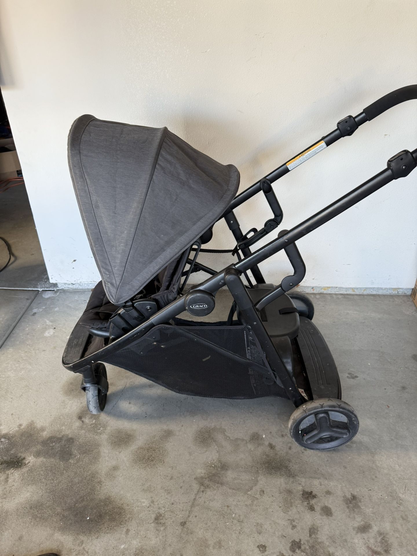 Double Stroller Will Grow With Your Toddlers