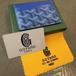 Luxury Card Holder – New with Box