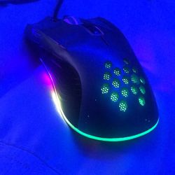 Gaming mouse 10$-15$ Read Description 