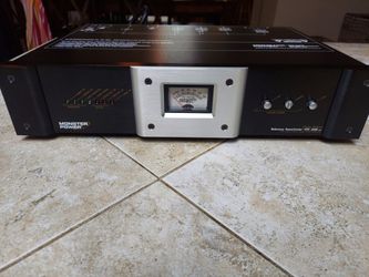 Monster HTS 3500 Home Theater Reference Power Center
